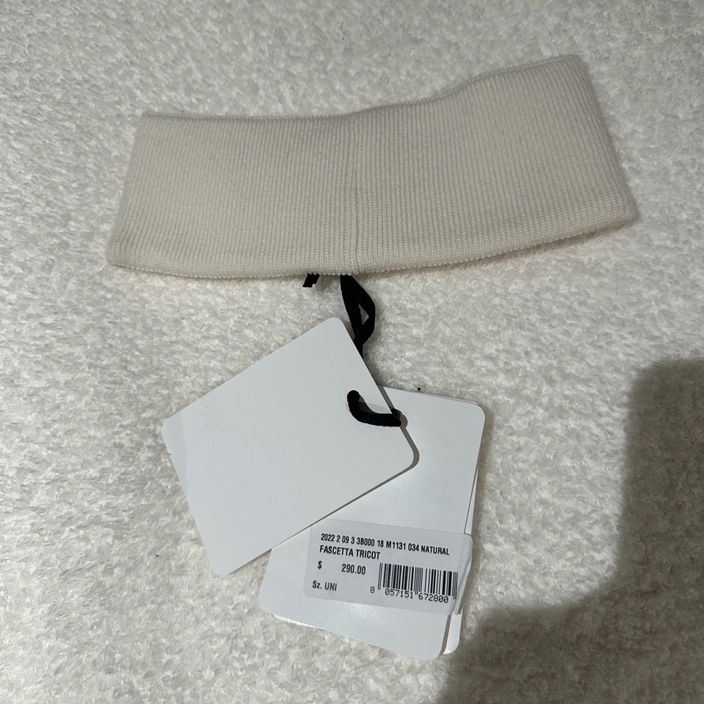MONCLER CREAM WOOL HAIR BAND NWT - Picture 9 of 10